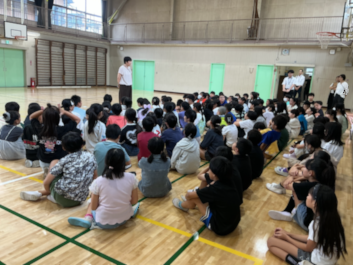 ５年２組_クラス_アベ モエコ_HP_1
